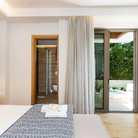 Vasilios Villa, With Pool, Gym & Close To Beach, By Thinkvilla Villa