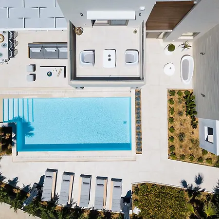 Vasilios Villa, With Pool, Gym & Close To Beach, By Thinkvilla Villa *