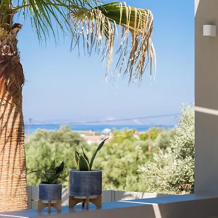 Vasilios Villa, With Pool, Gym & Close To Beach, By Thinkvilla Loutra